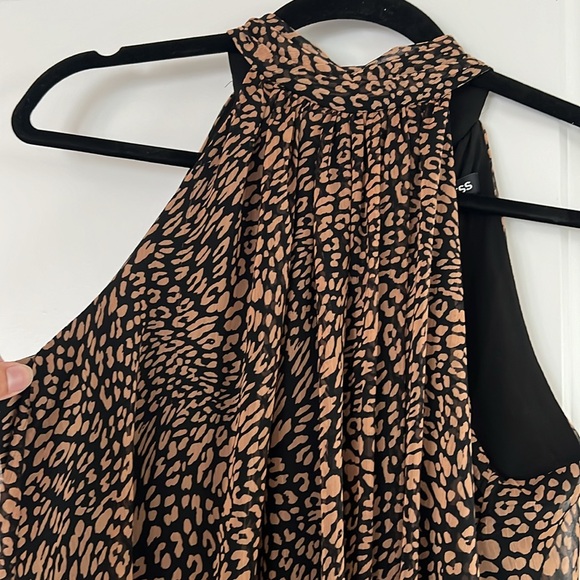 Express Halter Maxi Dress - Picture 3 of 4